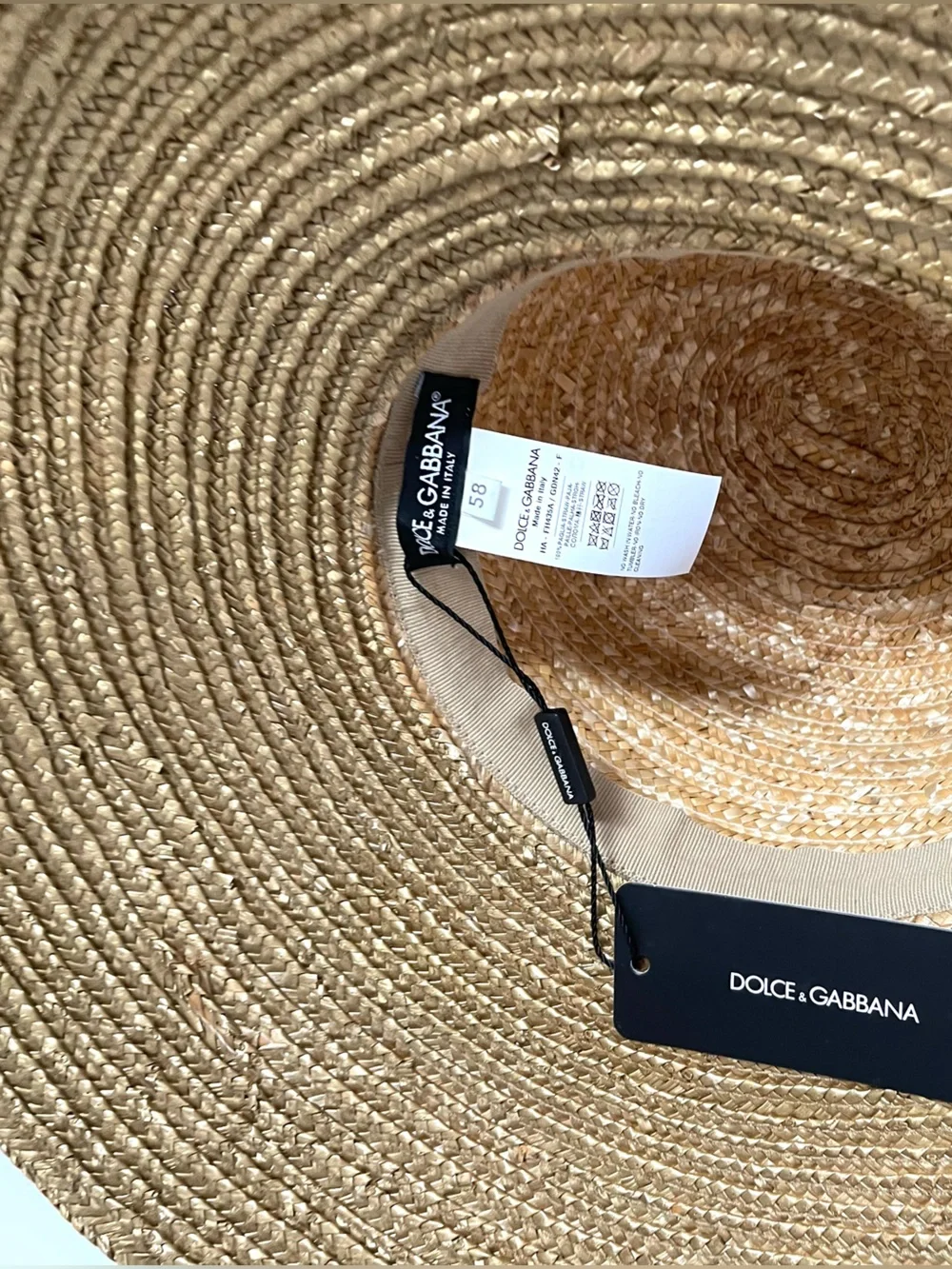 NEW D&G RUNWAY WOVEN STRAW HAT